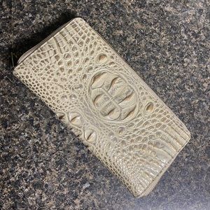 Brahmin Wallet